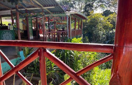 Rivas Hostal | Centro Ecológico Montaña Verde