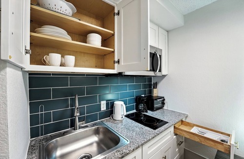 St. Johns Apartamento | Centro Flats 503 Comfy and Spacious Studio
