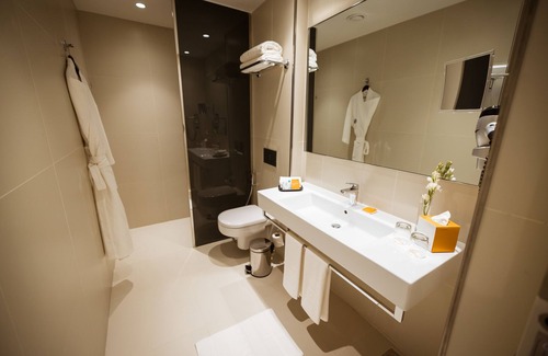 Amman Hotel | Centro Mada Amman By Rotana