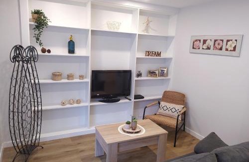 Aviles Apartamento | Centro nuevo con parking gratis LasMeanas