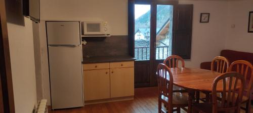 Torla Apartamento | Centro Torla-Ordesa 5pax Apto Miguel