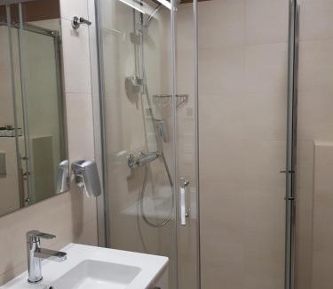 Stare Babice Hotel | Centrum Misji Afrykańskich - centrum hotelowo-konferencyjne