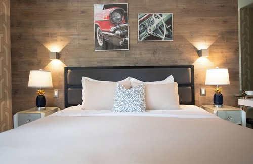 South of Fifth Hotel | Century Hotel