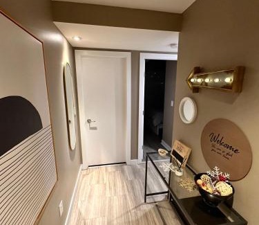 Southwest Edmonton Apartamento | Century Park Condo Oasis