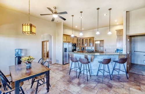 Sierra Vista Southeast Condominio | Century Point - AZ Mountain Guest Condo with Amazing Views
