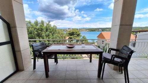 Loviste Apartamento | Ceratonia Apartments