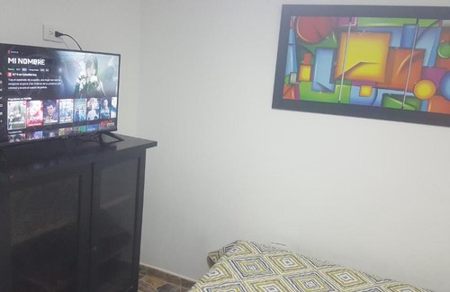 Puente Aranda Apartamento | cerca club militar Corferias, embajada americana 501