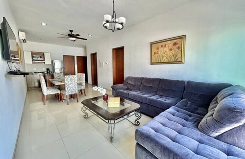 Las Gaviotas Condominio | cerca del mar en Zona dorada by Gpsrentas