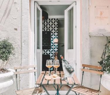 Seixal Apartamento | CerezinoFlats- Blue Bay Studio