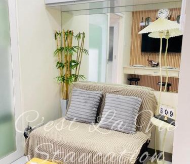 A. Bonifacio Casa | Cest La Vie Staycation