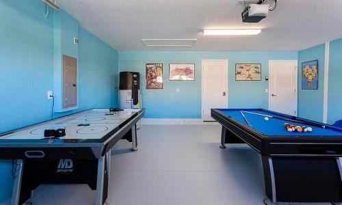 Davenport Casa | CG002 - Spacious Villa With Screened in Private Pool