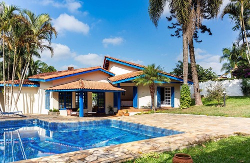 Cotia Cabaña | Chácara com piscina, churrasqueira e WiFi em Cotia