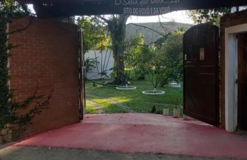 Itaoca Casa | Chácara com Piscina em Guararema