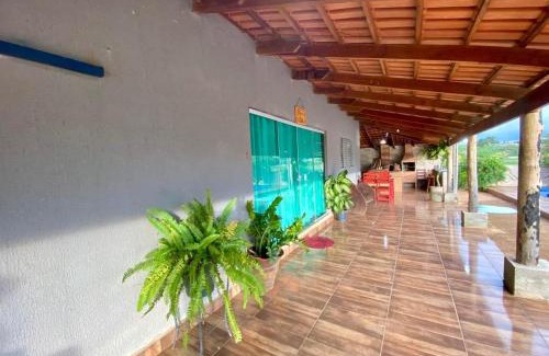 Itaucu Casa | Chácara de lazer em Ordália com piscina aquecida e lago de pesca