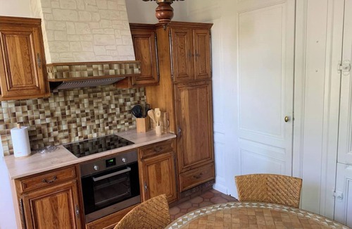 Saint-Magne-de-Castillon Casa | Château Roseyrol near Saint-Emilion