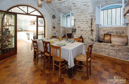 Aigueze Casa | Château d'Aiguèze