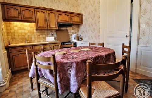 Emeringes Casa | Château d'Emeringes - EMERINGES