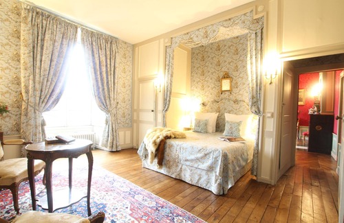 Bacilly Cama Y Desayuno | Château de Chantore