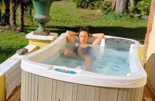 Saint-Laurent-de-Gosse Casa | Château de Larunque, 15 p, piscine jacuzzi tennis - plages 30 mn