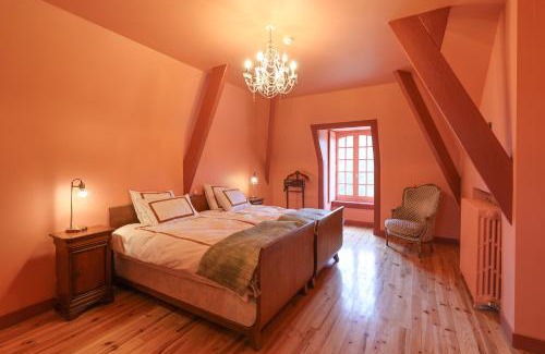 Nazelles-Negron Cama Y Desayuno | Château de la Huberdière