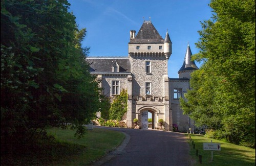 La Riviere Cama Y Desayuno | Château de La Rivière
