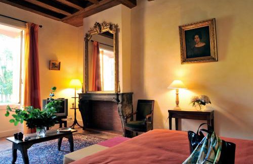 Denice Cama Y Desayuno | Château de la Venerie