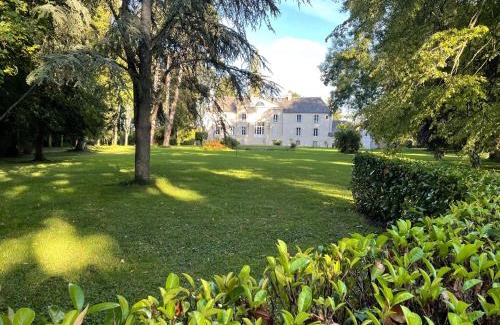 Tournai-sur-Dive Casa | Château de Miguillaume