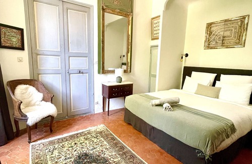 Grand Sud Cama Y Desayuno | Château de Saint-Girons B&B