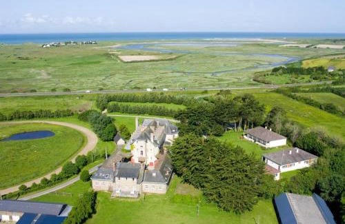 Surville Hotel | Château de Surville