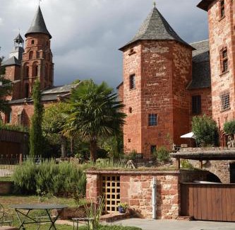 Collonges-la-Rouge Casa | Château de Vassinhac chambres d'hôtes Collonges la rouge