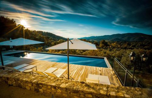 Lourmarin Cama Y Desayuno | Château les Gardis