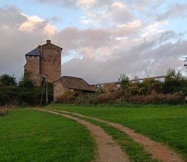 Montegut Cama Y Desayuno | Château Montegut Pyrénées Rustique