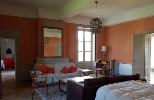 Amplepuis Otro | Beaujolais Vert - Casa rural de 90 m² en el castillo del siglo 17 Monumento histórico