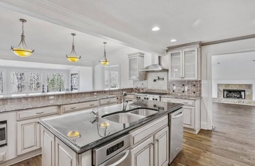 Acworth Casa | Château Resort on Lake w/Saltwater Pool + HotTub