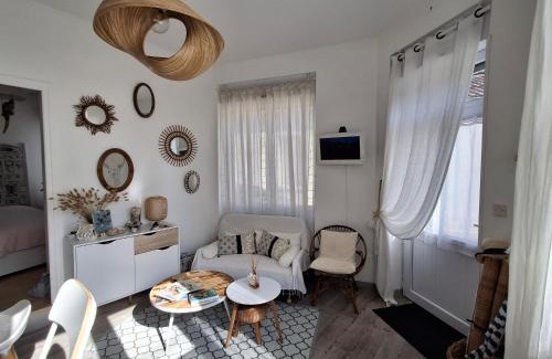 Quartier du Casino Apartamento | Châtelaillon-Centre : Appart 50m Plage - FR-1-706-38