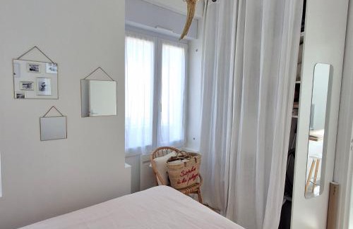 Quartier du Casino Apartamento | Châtelaillon-Centre : Appart 50m Plage - FR-1-706-38