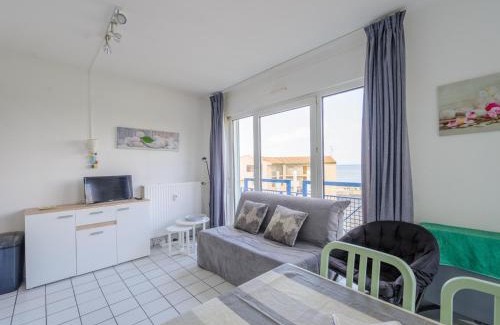 Quartier du Casino Apartamento | Châtelaillon-Plage : T2 panoramique sur la mer pour 2 avec piscine - FR-1-535-2