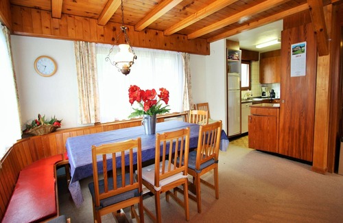 Randogne Chalet De Esquí | Chalet luminoso con terraza