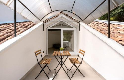 Alejandria Casa | CH105 Poblado 7BR Villa Jacuzzi AC 24 hours Security