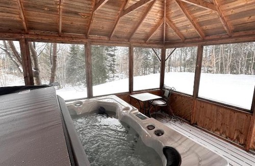 Petite-Riviere-Saint-Francois Apartamento | Chalet Entre Ciel et Fleuve, SPA, 5 CH, 5 SDB