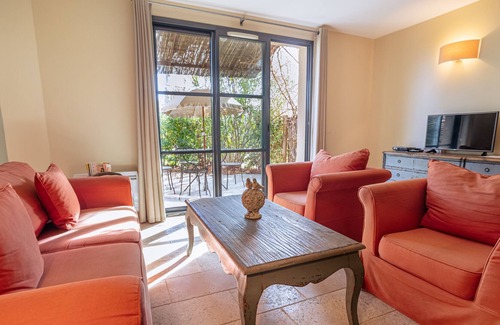 Saint-Laurent-de-la-Cabrerisse Villa | Charming villa 87