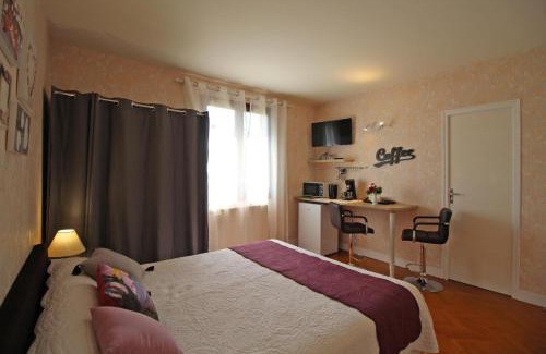 Saint-Leonard-de-Noblat Cama Y Desayuno | Chabant
