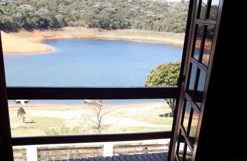 Joanopolis Casa | Chácara Beira Represa 3 habitaciones con muelle privado