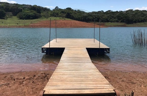 Joanopolis Casa | Chácara Beira Represa 3 habitaciones con muelle privado