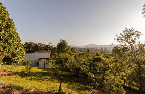 Igarata Casa | Chacara otima localizacao, piscina e churrasqueira