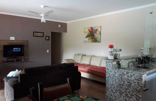 Socorro Casa | CHACARA VIEW GREEN VALLEY / Sky / Wi-Fi / Piscina climatizada