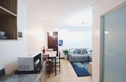 Marilao Apartamento | Chael Staycation - Minimalist Modern 1-Bedroom