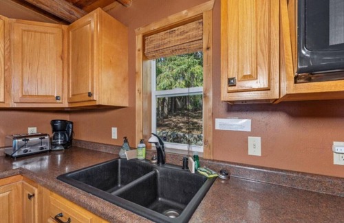 Eagle River Casa | Chain Lake Retreat Holiday Home