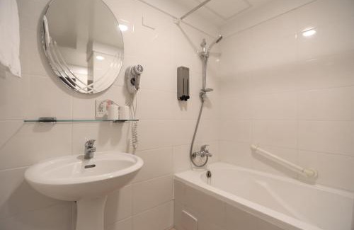 Ximending Hotel | Chair Man Hotel