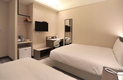 Ximending Hotel | Chair Man Hotel